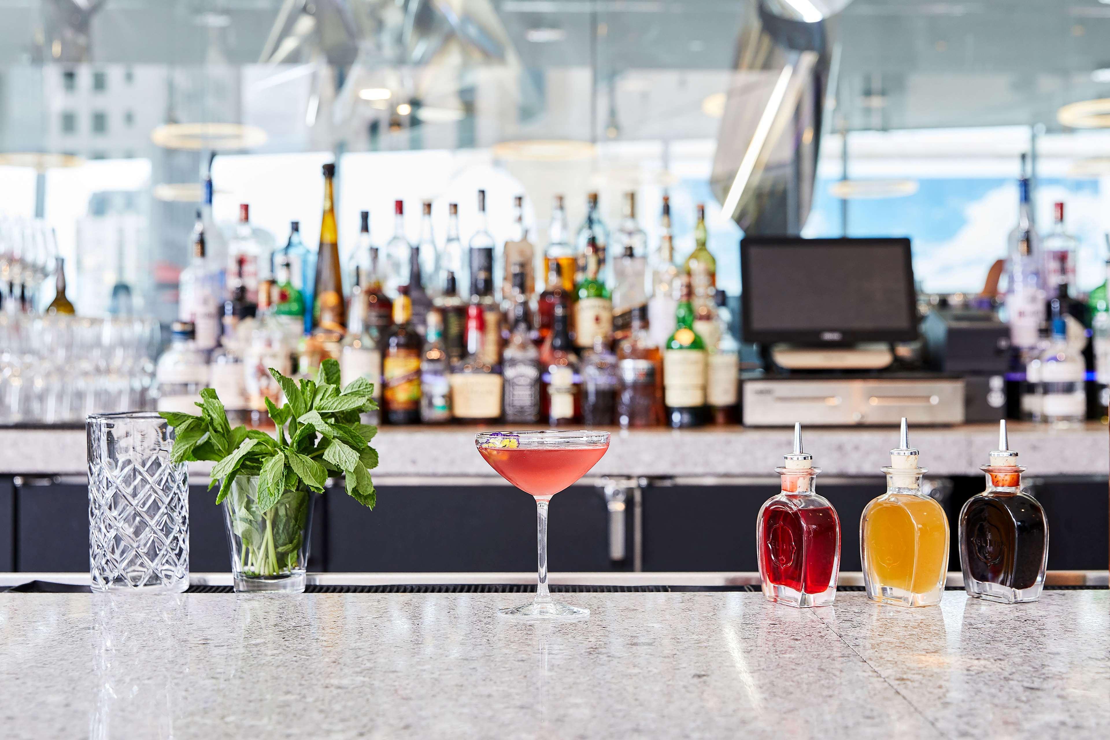 The Art Hotel Denver, Curio Collection By Hilton المظهر الخارجي الصورة