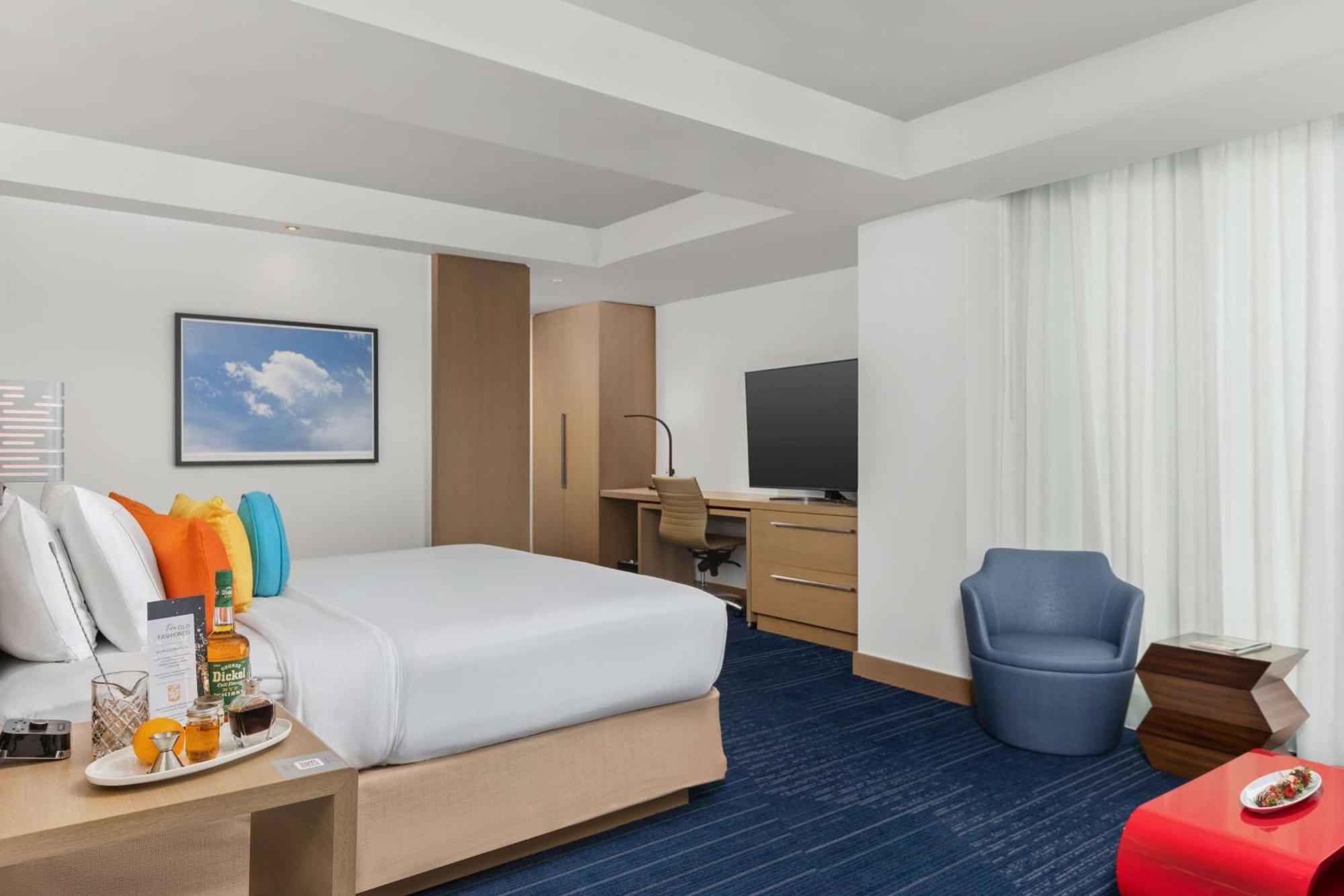 The Art Hotel Denver, Curio Collection By Hilton المظهر الخارجي الصورة