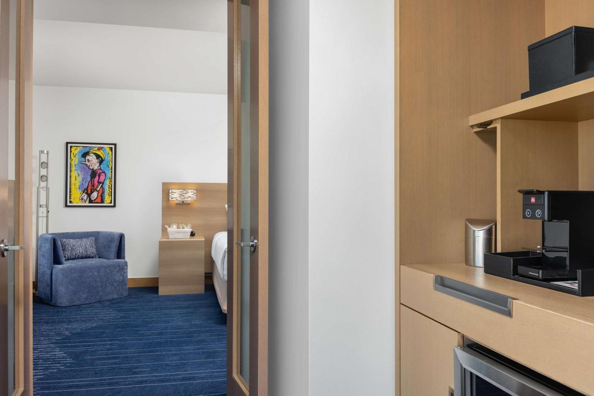 The Art Hotel Denver, Curio Collection By Hilton المظهر الخارجي الصورة